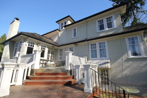 How Much Does It Cost to Paint a House in 2023?