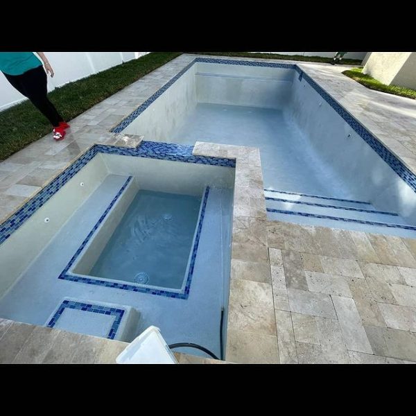 Revitalize Your Pool with Professional Swimming Pool Plastering Services