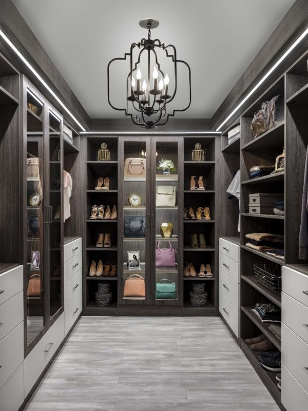 Maximizing Your Space with Custom Closet Designers