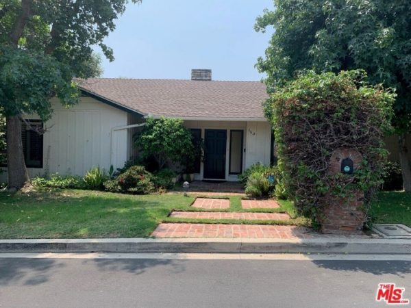 Discover Hidden Treasures at Estate Sales Los Angeles